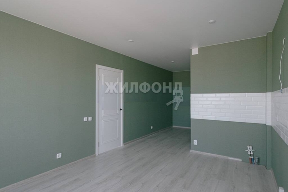 
   Продам 2-комнатную, 44.3 м², Коминтерна ул, 126

. Фото 2.