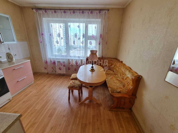 
   Продам 2-комнатную, 62.5 м², Горский мкр, 82

. Фото 1.