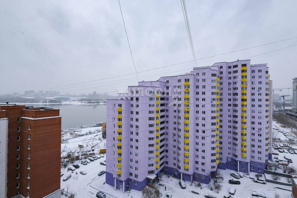 
   Продам 2-комнатную, 61.1 м², Обская ул, 50/2

. Фото 6.