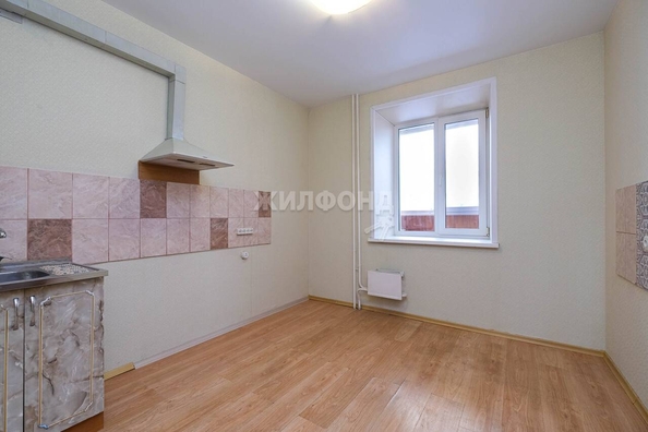 
   Продам 2-комнатную, 61.1 м², Обская ул, 50/2

. Фото 12.