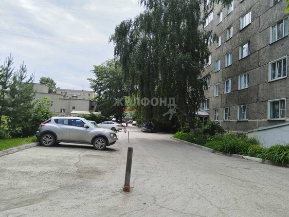 
   Продам 3-комнатную, 56 м², Шмидта ул, 12

. Фото 1.