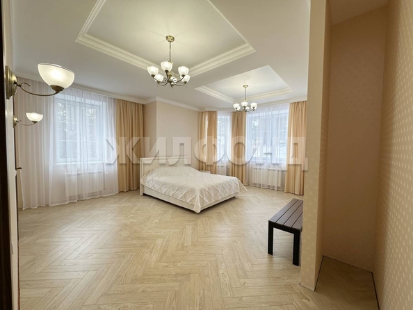 
   Продам дом, 565.6 м², Бердск

. Фото 19.