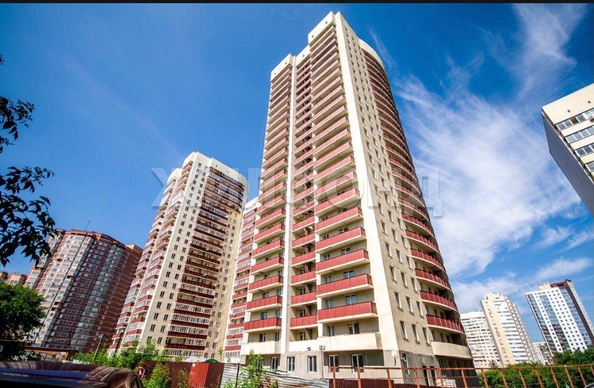 
  Продается 2-комн. квартира, 63.1 м², Галущака ул, д. 15
. Фото 3.