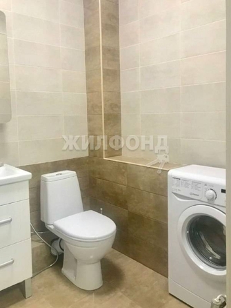 
   Продам 1-комнатную, 39 м², Сибревкома ул, 9

. Фото 4.