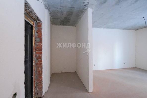 
   Продам студию, 30.4 м², Горский мкр, 12

. Фото 6.