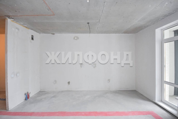 
   Продам студию, 30.9 м², Коминтерна ул, 1

. Фото 2.