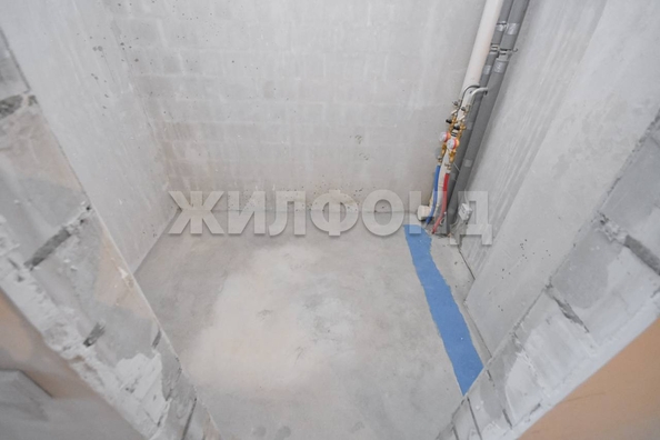 
   Продам студию, 30.9 м², Коминтерна ул, 1

. Фото 11.