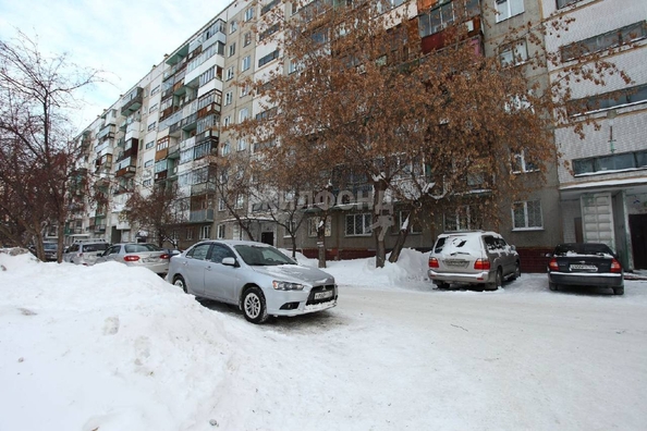 
   Продам 2-комнатную, 31.9 м², Троллейная ул, 22

. Фото 13.