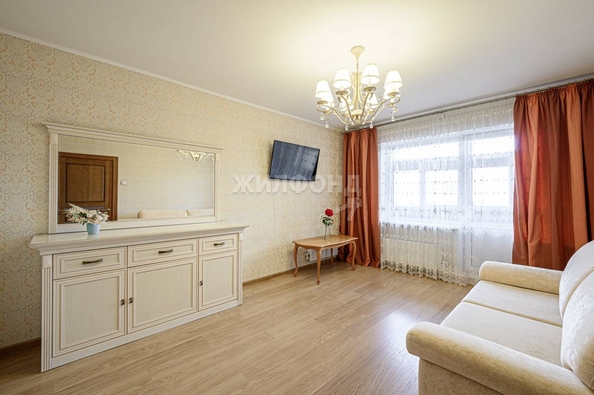 
   Продам 2-комнатную, 53.1 м², Сибиряков-Гвардейцев ул, 64/2

. Фото 14.