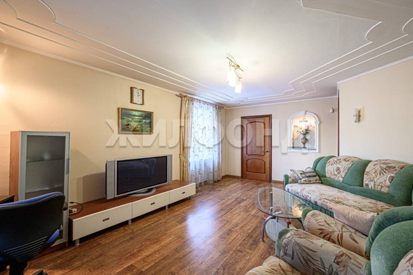 
   Продам 2-комнатную, 72.2 м², Ельцовская ул, 4

. Фото 10.