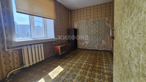 
   Продам 4-комнатную, 62.8 м², Линейная ул, 41

. Фото 9.