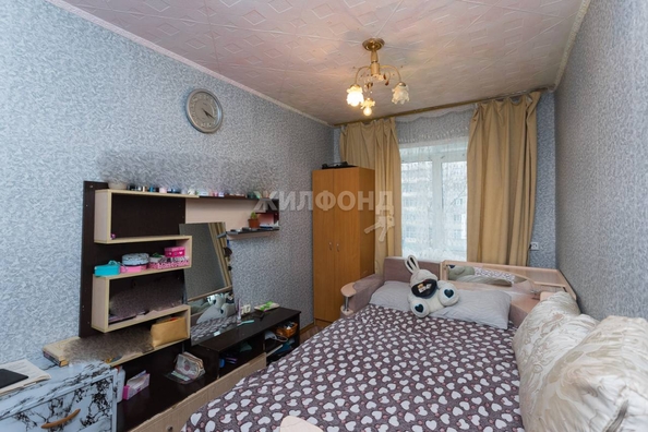 
   Продам секционку, 9.6 м², Жуковского ул, 105

. Фото 1.