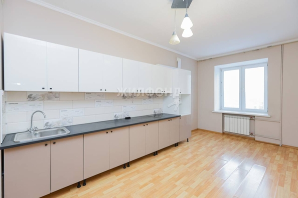 
   Продам 2-комнатную, 63.7 м², Семьи Шамшиных ул, 4

. Фото 1.