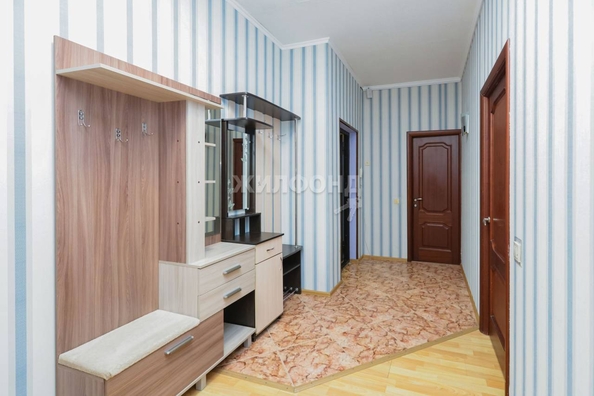 
   Продам 2-комнатную, 63.7 м², Семьи Шамшиных ул, 4

. Фото 5.