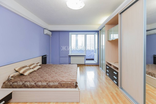 
   Продам 2-комнатную, 63.7 м², Семьи Шамшиных ул, 4

. Фото 13.