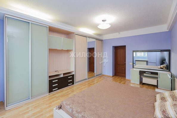 
   Продам 2-комнатную, 63.7 м², Семьи Шамшиных ул, 4

. Фото 17.