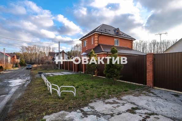 
   Продам дом, 315.7 м², Новосибирск

. Фото 2.