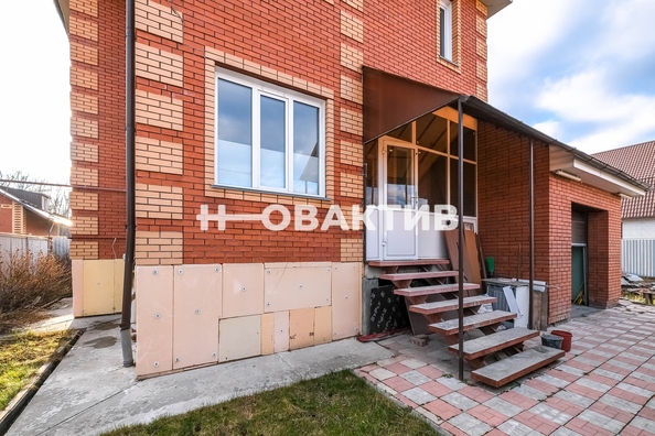 
   Продам дом, 315.7 м², Новосибирск

. Фото 5.