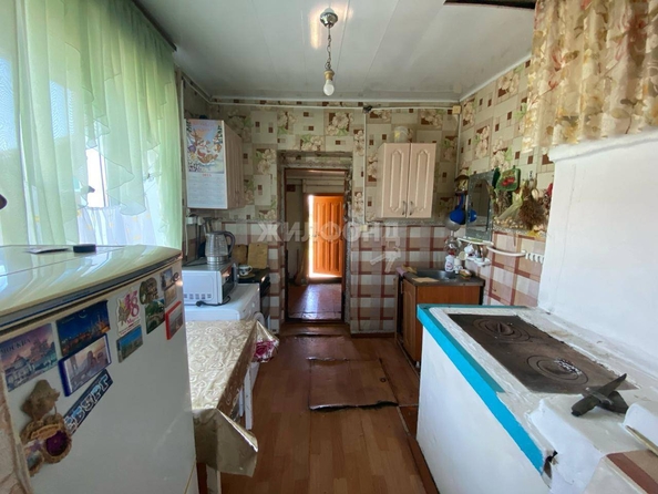 
   Продам 2-комнатную, 30.2 м², Ленина ул, 17

. Фото 3.