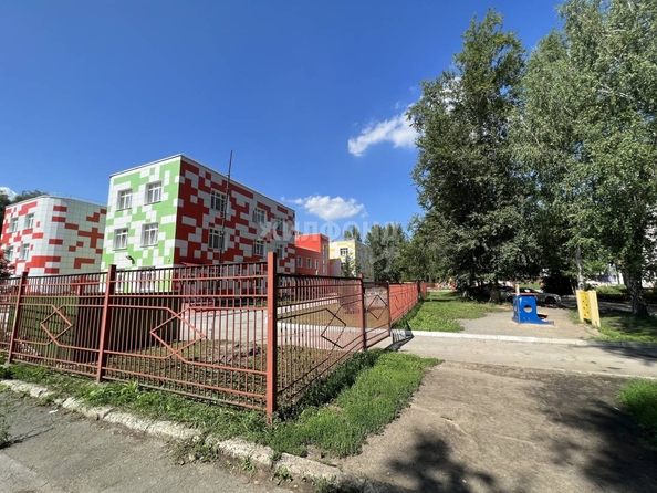 
   Продам 2-комнатную, 43.8 м², Зорге ул, 123

. Фото 17.