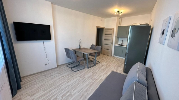 
  Сдам в аренду 1-комнатную квартиру, 45 м², Новосибирск

. Фото 1.