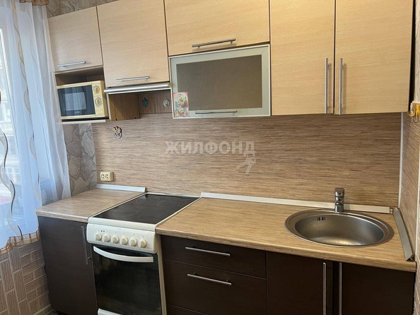 
   Продам 1-комнатную, 30.6 м², Зорге ул, 259

. Фото 3.