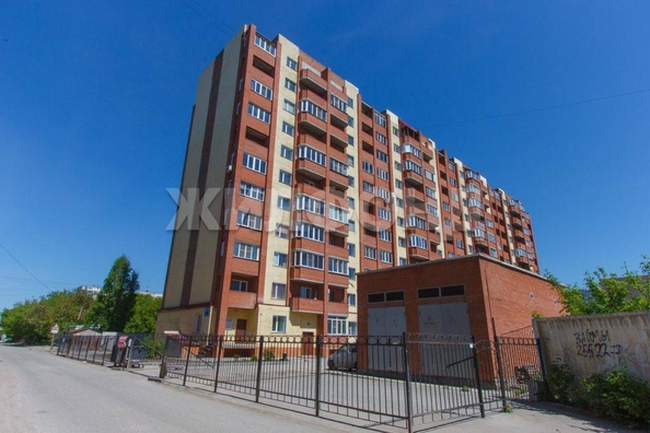 
  Продается 2-комн. квартира, 54.1 м², Связистов ул, д. 3/1
. Фото 2.