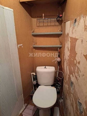 
   Продам 2-комнатную, 42.8 м², Связистов ул, 141

. Фото 6.