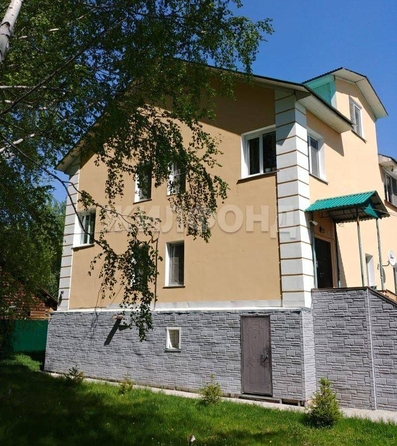 
   Продам дом, 350 м², Марусино село

. Фото 2.