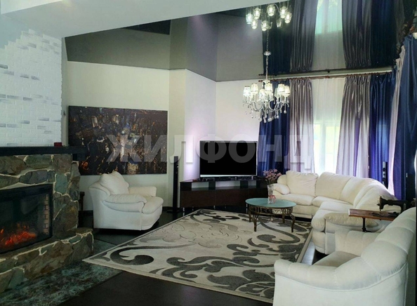
   Продам дом, 350 м², Марусино село

. Фото 12.