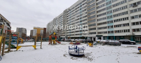 
   Продам 1-комнатную, 39.5 м², Троллейная ул, 1

. Фото 20.