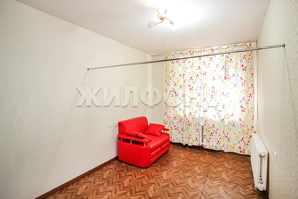
   Продам 2-комнатную, 81.9 м², Кирова ул, 46

. Фото 5.