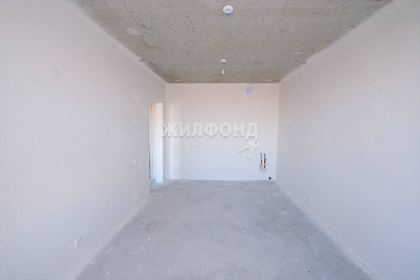 
   Продам 2-комнатную, 35.1 м², Сибиряков-Гвардейцев ул, 53/9

. Фото 2.