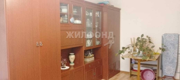 
   Продам 3-комнатную, 62.3 м², Петухова ул, 114

. Фото 1.