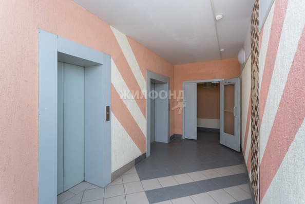 
   Продам 3-комнатную, 72.8 м², Овражная ул, 11

. Фото 18.