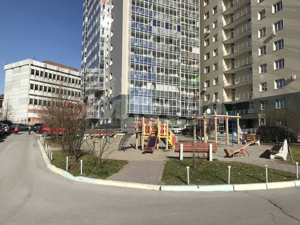 
  Продается 3-комн. квартира, 72.8 м², Овражная ул, д. 11
. Фото 6.