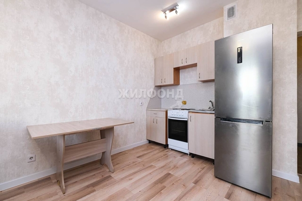 
   Продам студию, 27 м², 2-й микрорайон, 249

. Фото 5.