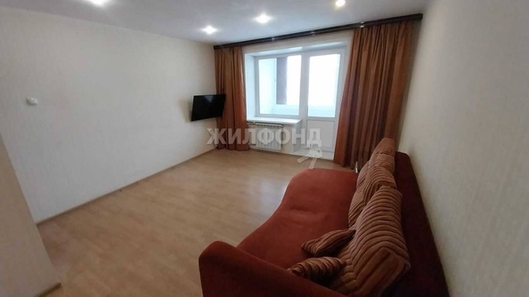 
   Продам 1-комнатную, 38.8 м², Троллейная ул, 138

. Фото 8.