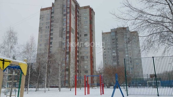 
   Продам 1-комнатную, 38.8 м², Троллейная ул, 138

. Фото 22.