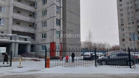 
   Продам 1-комнатную, 38.8 м², Троллейная ул, 138

. Фото 23.