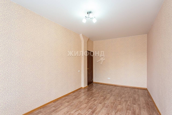 
   Продам 2-комнатную, 55.5 м², Плахотного ул, 37

. Фото 7.