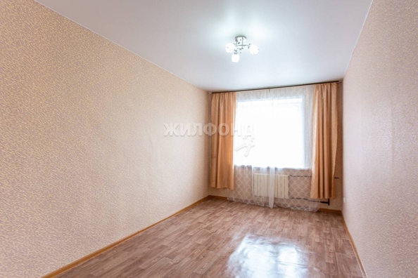 
   Продам 2-комнатную, 55.5 м², Плахотного ул, 37

. Фото 2.