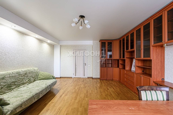 
   Продам 3-комнатную, 98.1 м², Орджоникидзе ул, 47

. Фото 23.