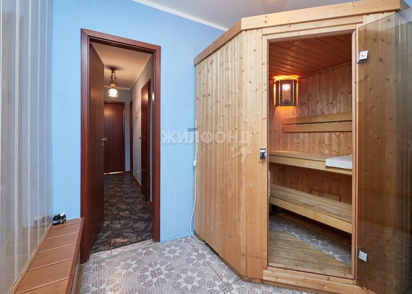 
   Продам 5-комнатную, 183.6 м², Сибиряков-Гвардейцев ул, 23/1

. Фото 14.