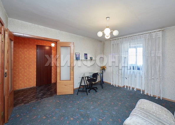 
   Продам 5-комнатную, 183.6 м², Сибиряков-Гвардейцев ул, 23/1

. Фото 16.