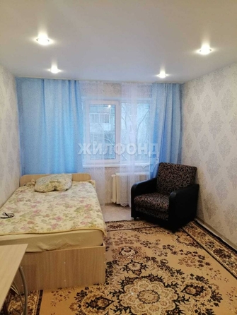 
   Продам комнату, 17.2 м², Бориса Богаткова ул, 169

. Фото 1.