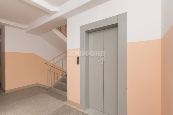 
   Продам 1-комнатную, 32.7 м², Вертковская ул, 121

. Фото 25.