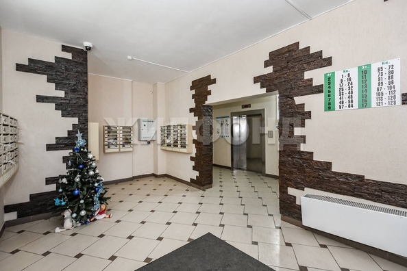 
   Продам 2-комнатную, 41.4 м², Сухарная ул, 96/2

. Фото 19.