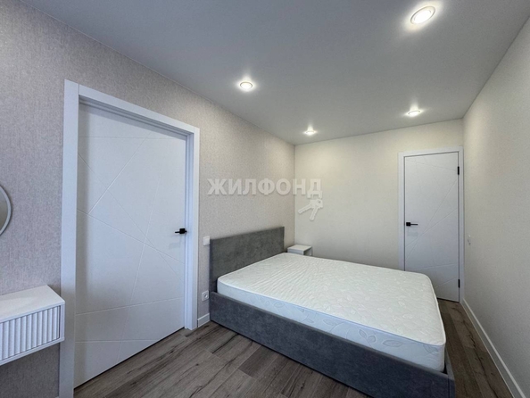 
   Продам 2-комнатную, 45 м², Сибиряков-Гвардейцев ул, 12

. Фото 1.