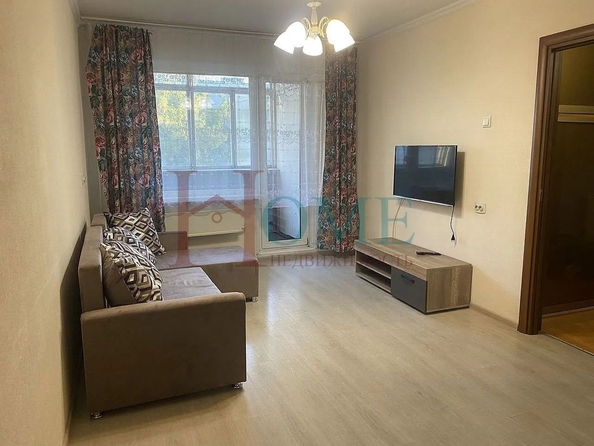 
  Сдам в аренду 2-комнатную квартиру, 45 м², Новосибирск

. Фото 1.